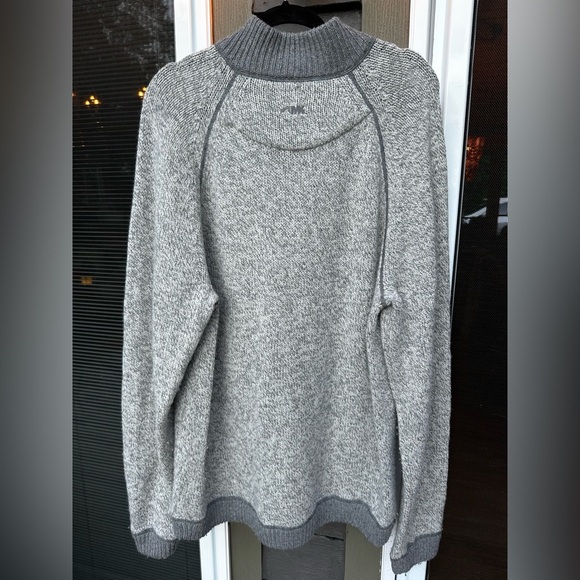 Mountain Khakis Men’s Gray Relaxed Quarter-Zip Pullover X-Large - Picture 5 of 5